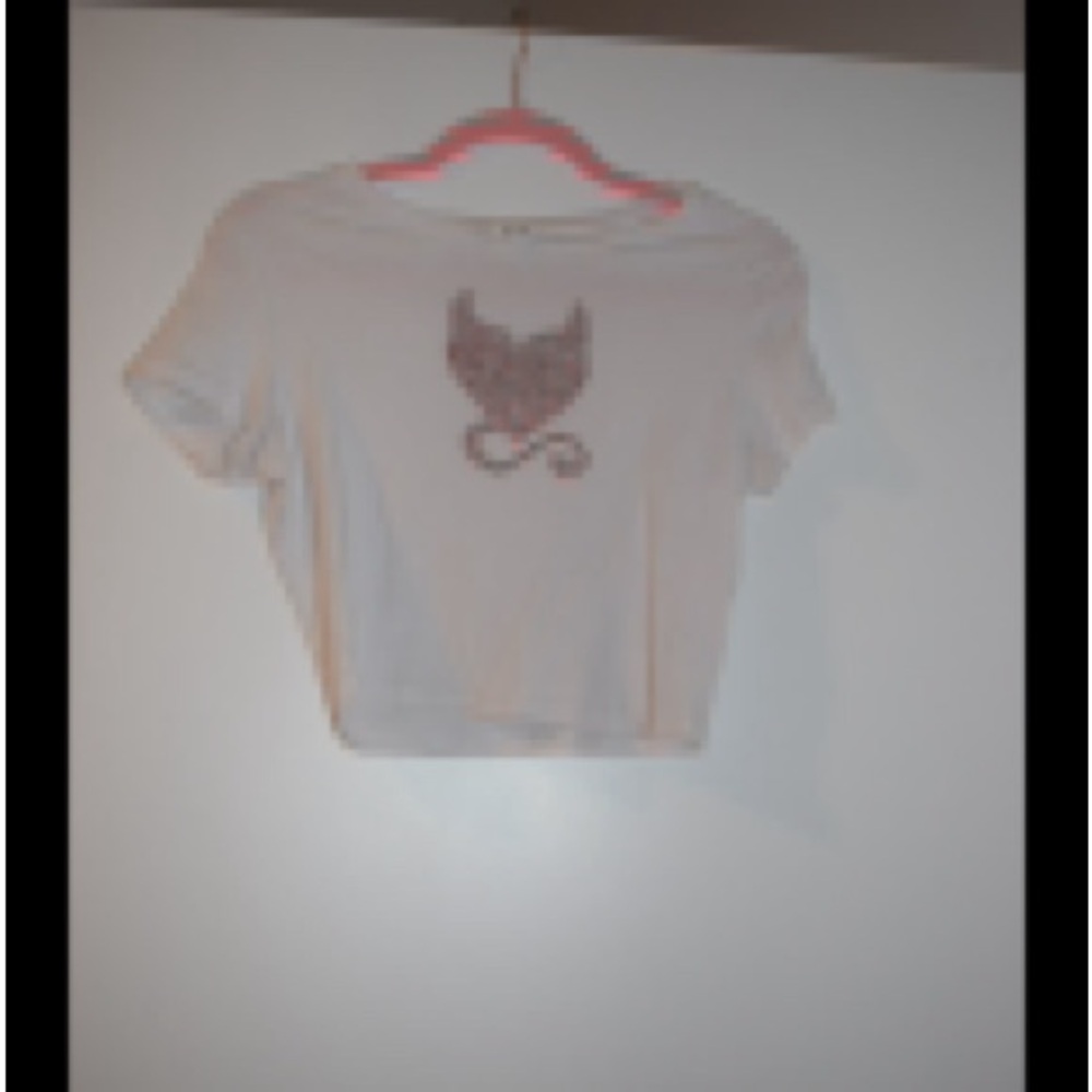 White Heart Graphic T-Shirt